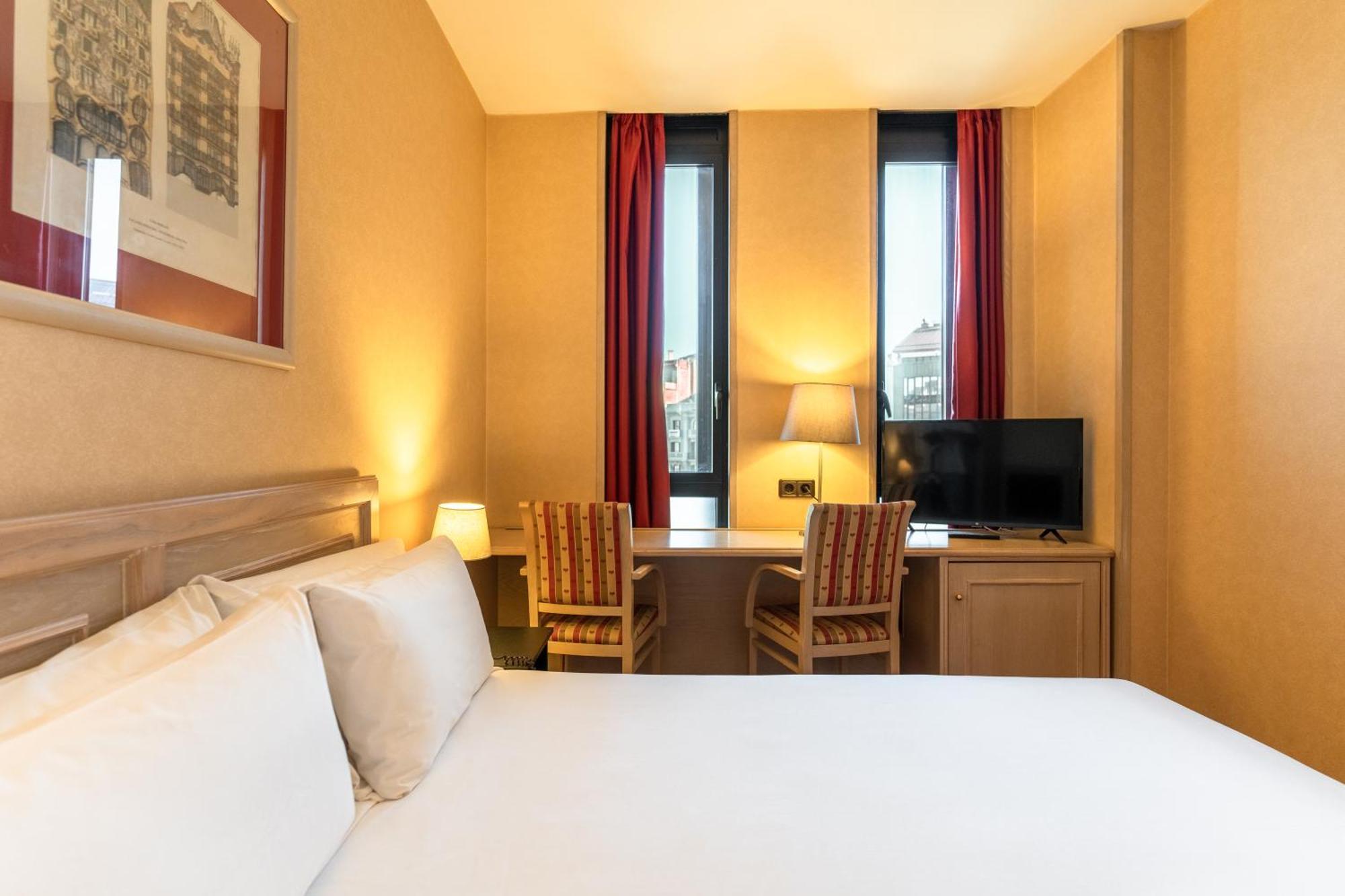 Sunotel Junior Barcelona Bagian luar foto
