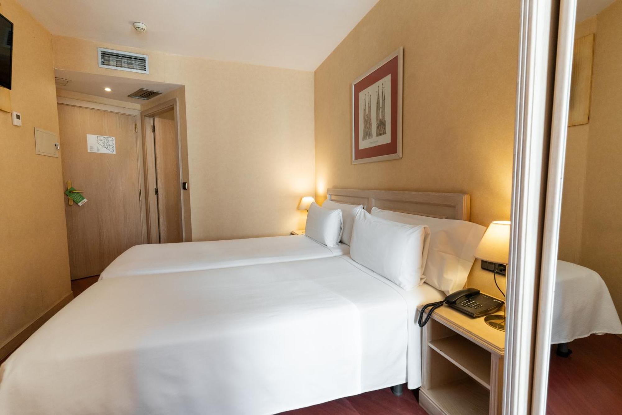 Sunotel Junior Barcelona Bagian luar foto