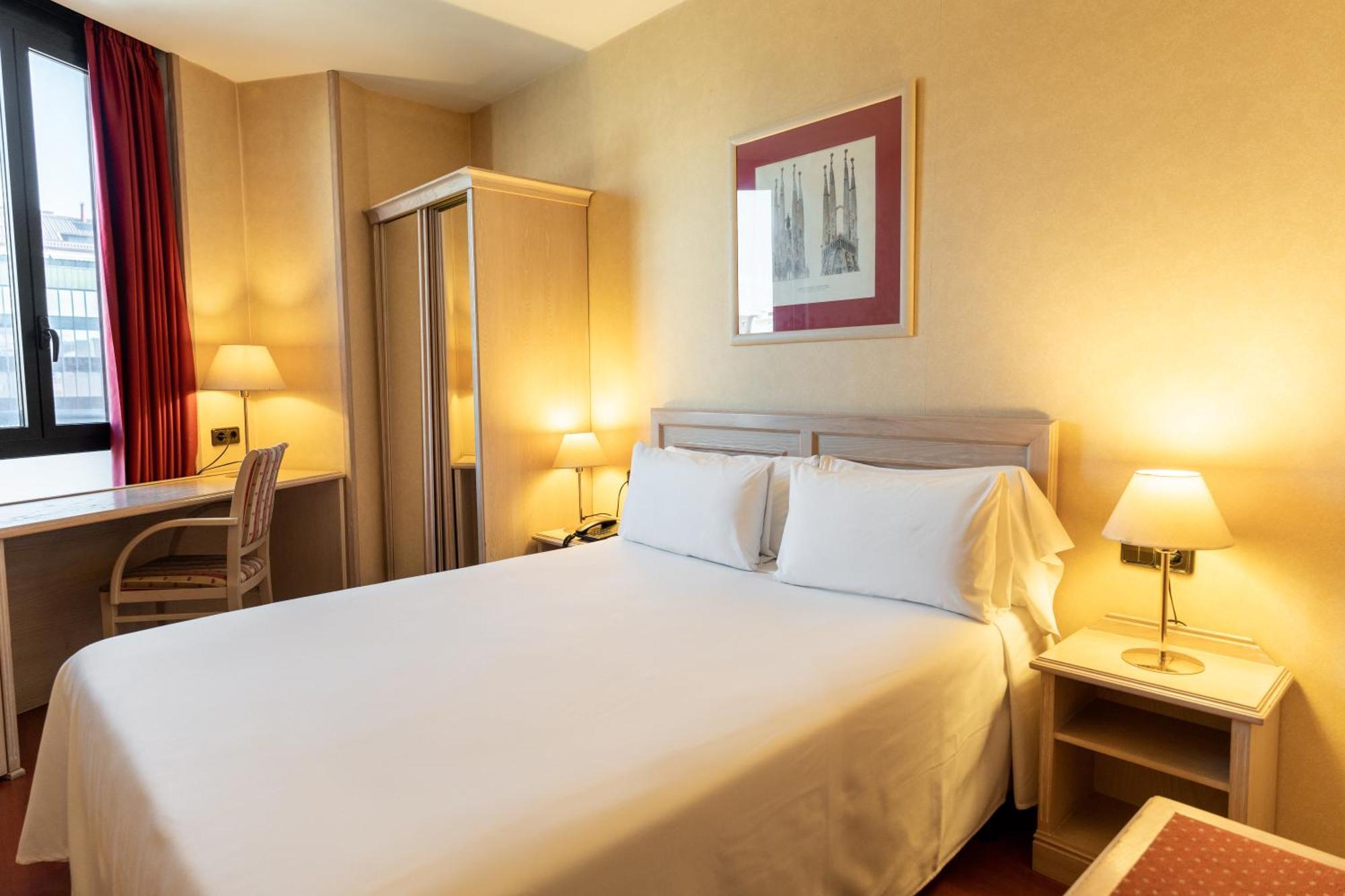 Sunotel Junior Barcelona Bagian luar foto